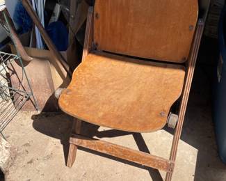 Vintage wood folding chair 