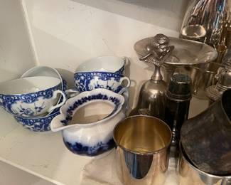 Japanese Arita Porcelain / Bone China Sakura Blossom Tea Cups & Flow Blue  China