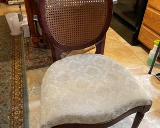 Rattan back cameo chair