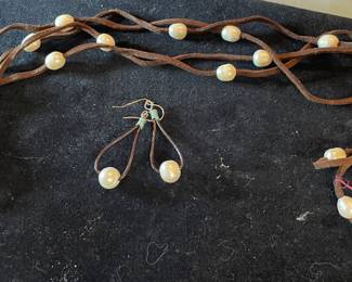 Pearl and leather necklace and earrings 