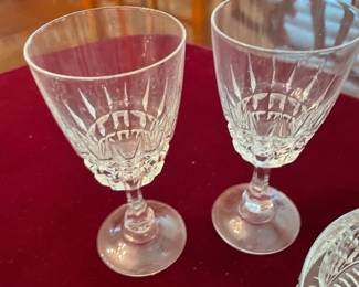 Crystal wine glasses 
