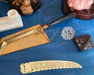 Vintage Plastic Bookmark Elephant Intricate Design & Crumb Catcher