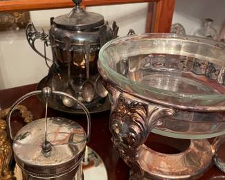 Silver plated items , vintage WM Rogers silver ice bucket , silver plate chaffing dish