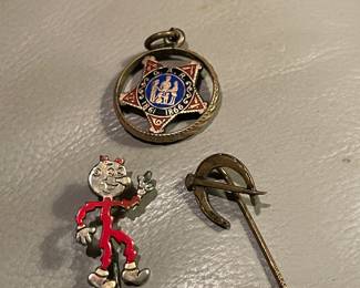 Grand Army of the Republic Civil War Medal/Watch Fob, Vintage Reddy Kilowatt Electric Company Cartoon Character Hat/ Lapel Stick Pin & Vintage Equestrian Horseshoe Stick Pin