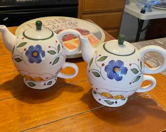 Stackable combo teapot and tea cup