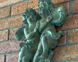 Cherubs wall hanging