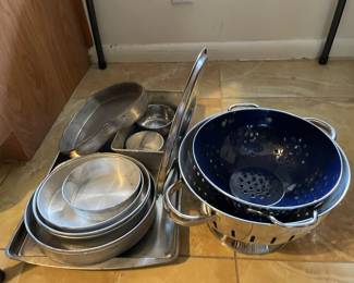 bakeware and colanders