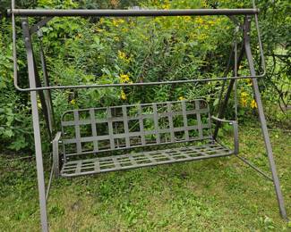 Lightweight metal swing