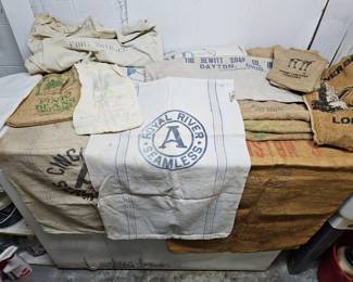 Lot's of vtg grain bags