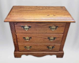 Broyhill Wooden 3Drawer End Table 