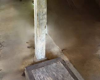 Antique scale
