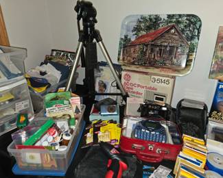 Sewing Supplies  - Camaras