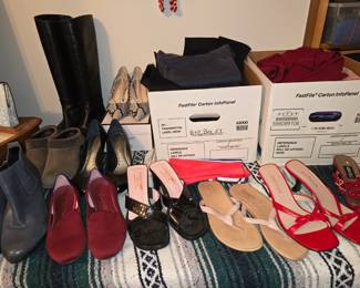 Ladies Shoes- Size 7