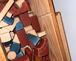 Vintage child’s building blocks