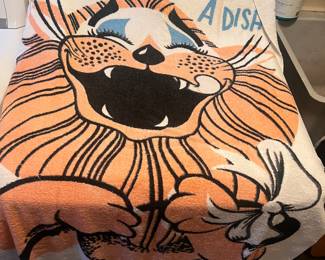 Funnest vintage lion towel