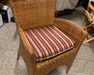 wicker cushioned chair