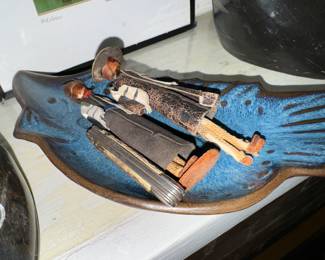 Fish plate with figures