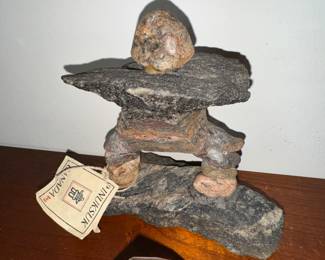 Inuksuk  / Inuit stone carving