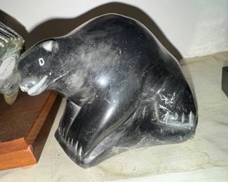 reclining Polar bear ?