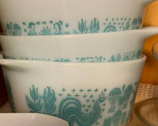 Pyrex Butterprint Amish Casserole Dish set of 3