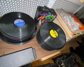 78 rpm Records and Hulk Superhero lunch box