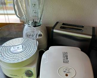 Kitchen Appliances Blender Steamer Toaster Foreman Grill
