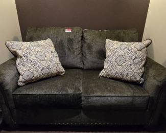 NFM Loveseat