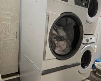 Huebsch Model HT030EQTJ8G2W01 Commercial Dryer