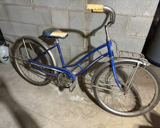 Sears
Vintage bike
