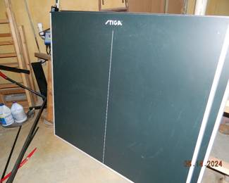 ping pong table