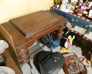 antique sewing machine