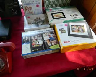 video picture frames