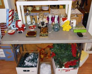 Small Amount of Christmas Items!