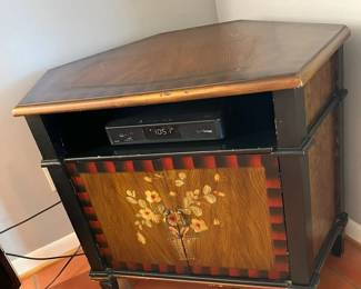 198 Corner Entertainment Unitmin