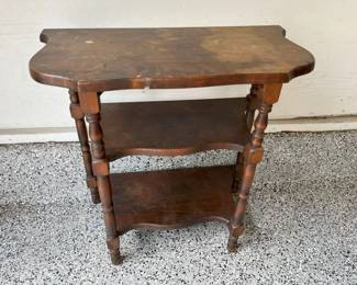 198 Vintage 3Tier Accent Tablemin