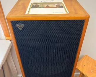 198 Vintage Klipsch Heresy Speakers X2min