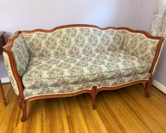 198 Vintage Floral Loveseatmin