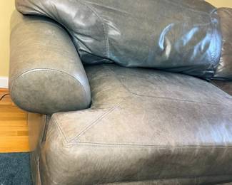 198 Leather Sofa Detailmin