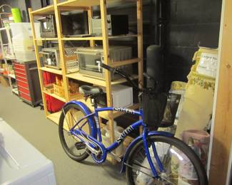 cruz beach bike --Like  New!