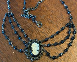 Glass Bead Cameo Necklace