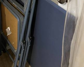 Samsonite card table and 4 upholstered chairs