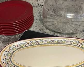 See the red dishes - they are from Germany!