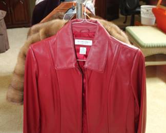 lady's petite coats and jackets