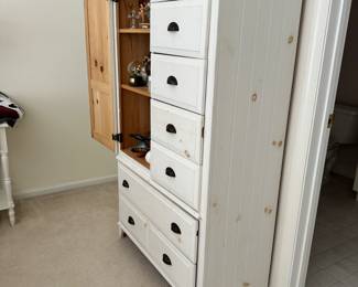 Several free furniture items, mostly pine. Stop by and take what you need