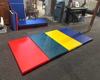 Kids Tumbling mat and Sporting Goods