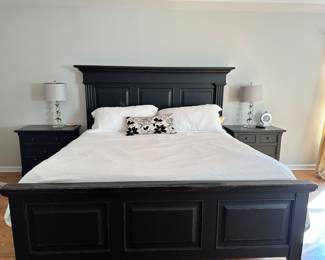 King Bed, Thomasville Mantel, with matching side tables. Pair of lamps