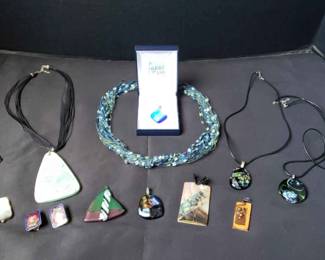 "Wishing Upon Willow Creek" in Augusta, GA. Starts Closing Tue 8/20 at 8p. Pickup Thu 8/22 from 3-6p. Please click here to view more photos, descriptions, and current bids:&nbsp;https://ctbids.com/estate-sale/30438