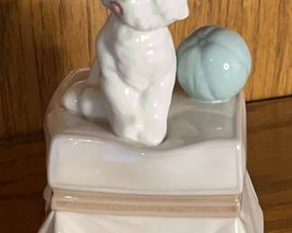 "Wishing Upon Willow Creek" in Augusta, GA. Starts Closing Tue 8/20 at 8p. Pickup Thu 8/22 from 3-6p. Please click here to view more photos, descriptions, and current bids:&nbsp;https://ctbids.com/estate-sale/30438