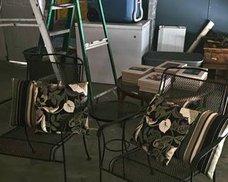 Table and chairs SOLD