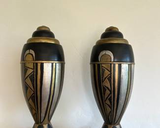 Deco Urns